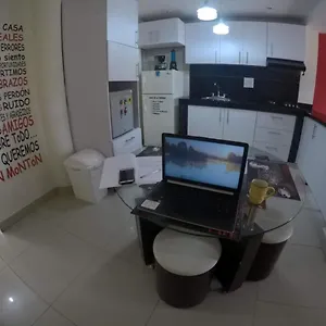 La Casita De Max Y Tim 201 Apartamento